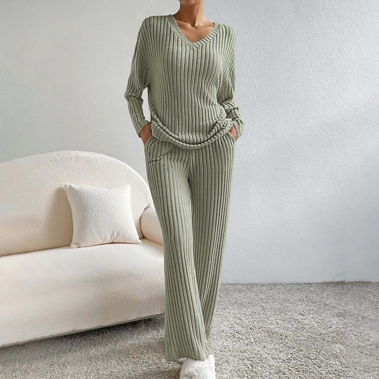 Adela | Cozy knitted two-piece suit - Image 13