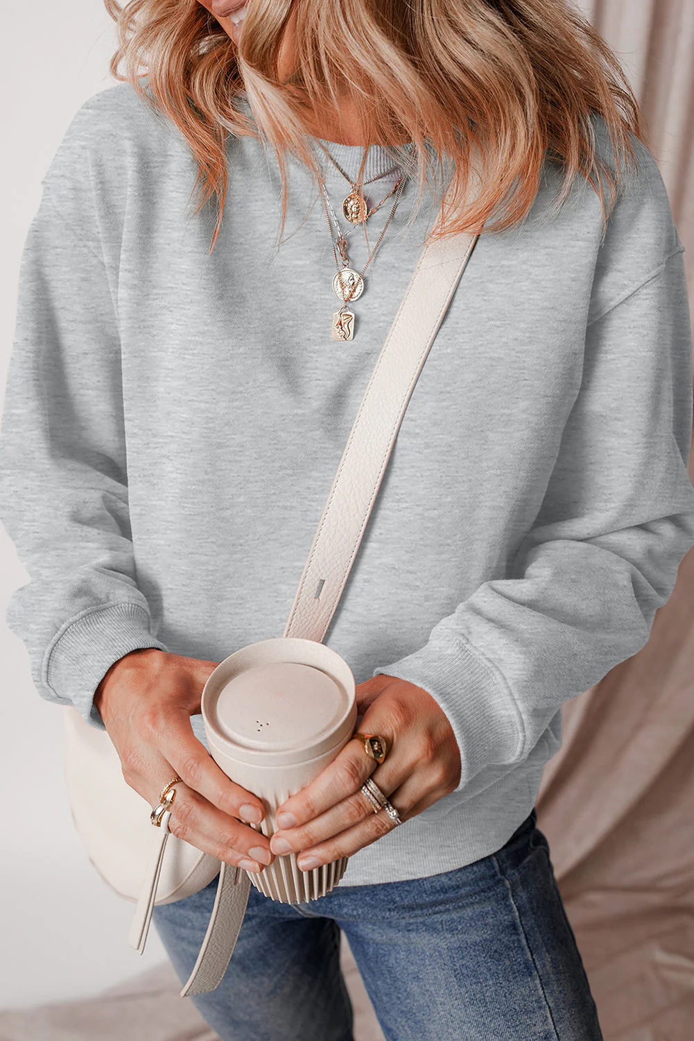 Agneta | Classic and simple fleece sweater - Image 2