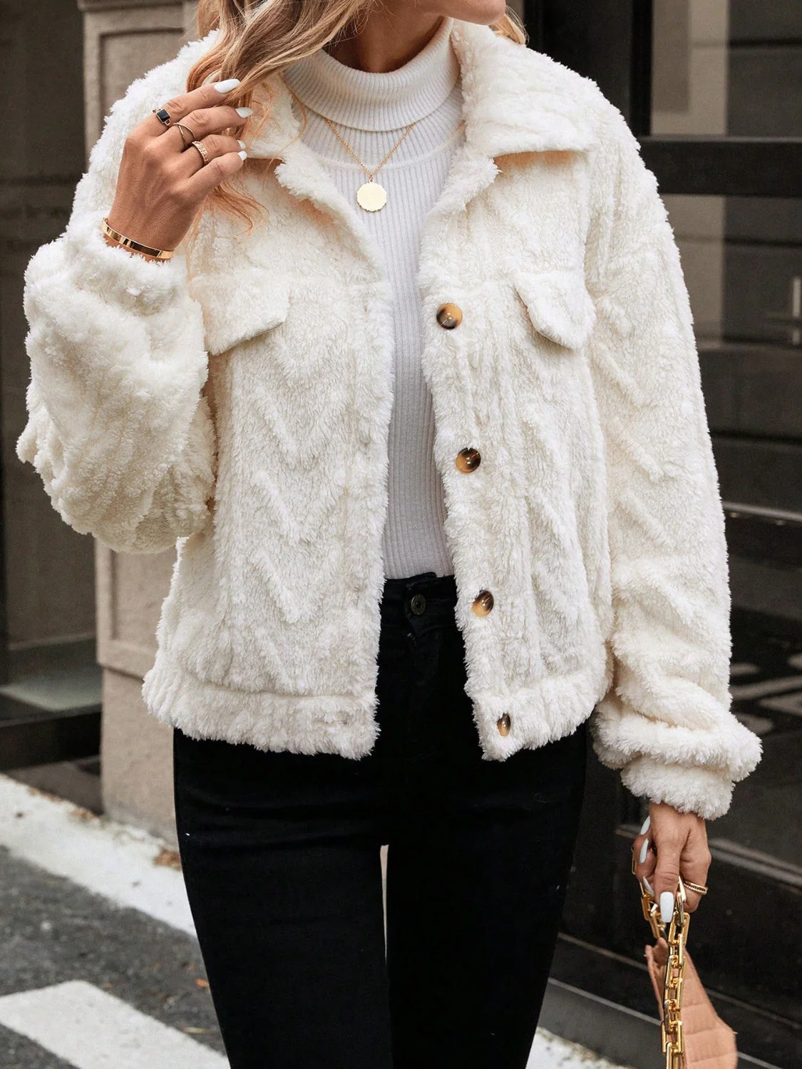 Alba | Buttoned fluffy outerwear with long sleeves - Image 4
