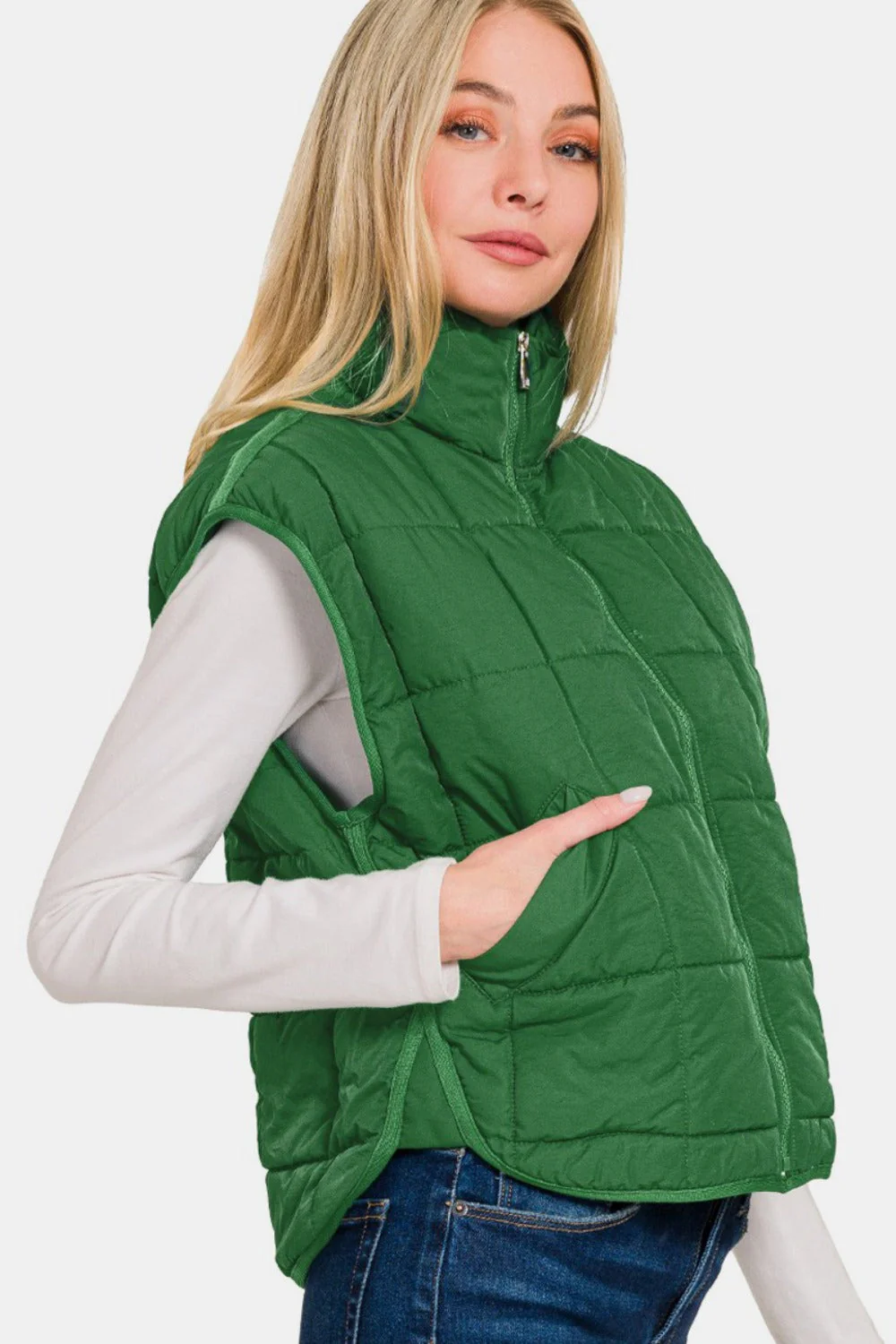 Alicia | Cropped puffer vest from Zenana with zip and pockets - Image 2