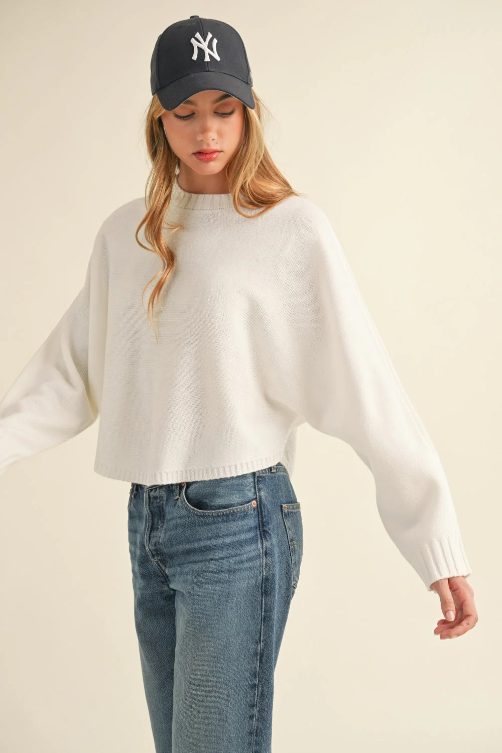 Alicia | Short crew neck sweater with dolman sleeves from Mable - Image 4