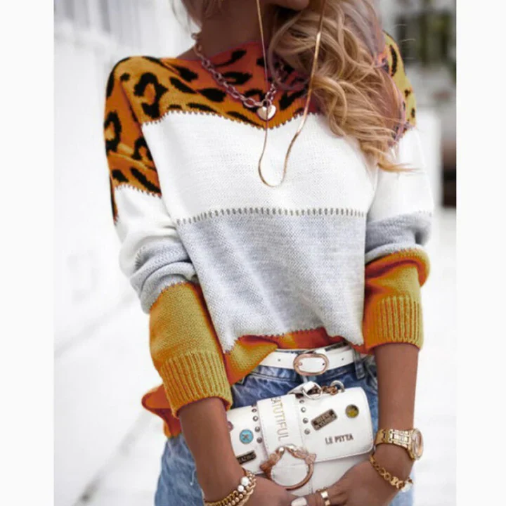 Alicia® | Women's leopard print sweater - Image 4