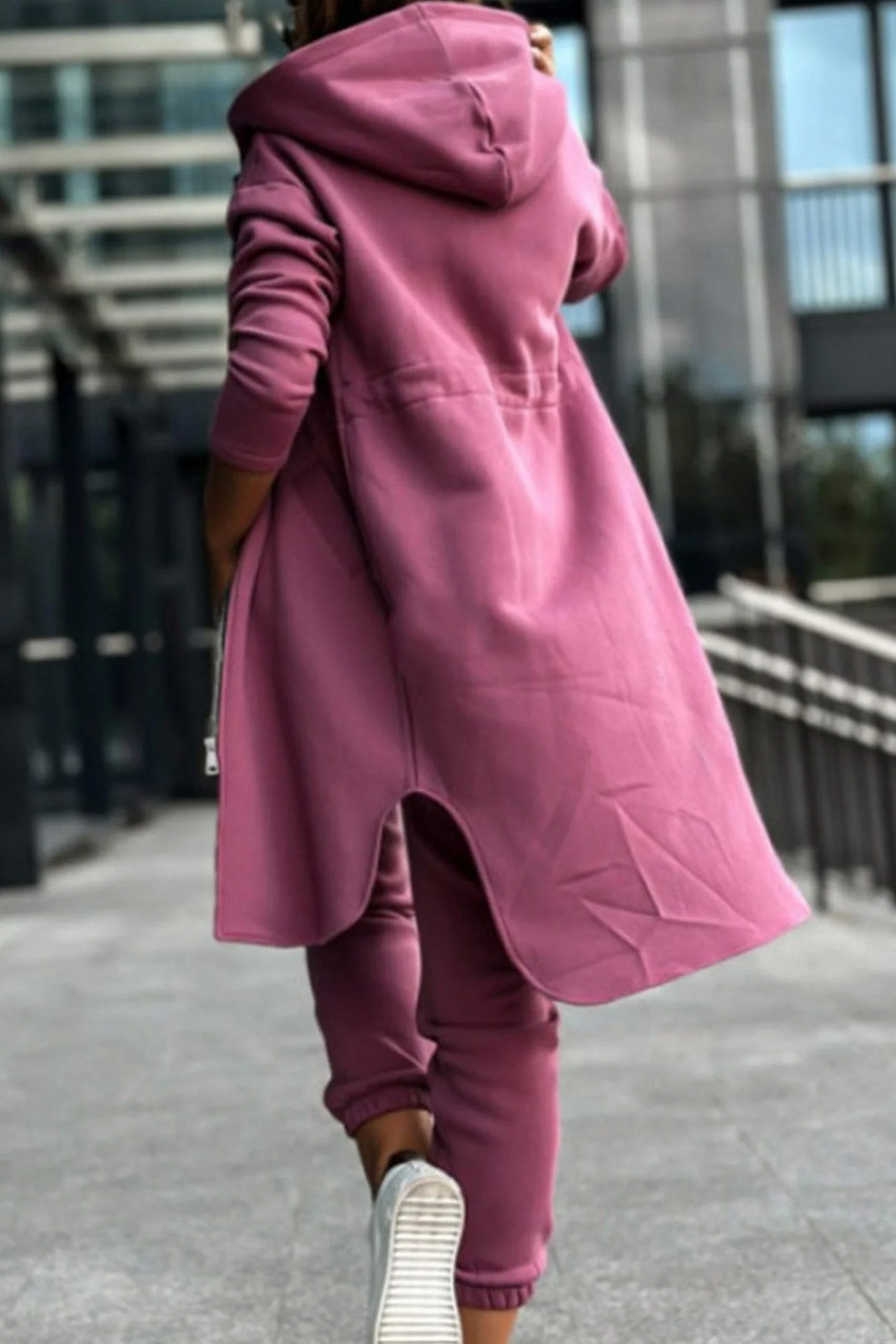 Alida | Mid-length hoodie pants set with elastic waist - Image 9