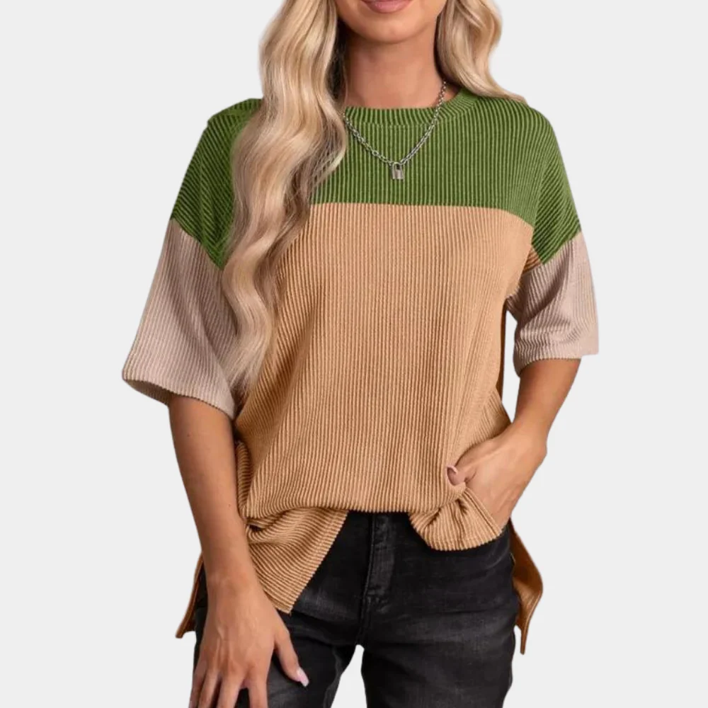 Alina | Relaxed and stylish winter t-shirt - Image 6