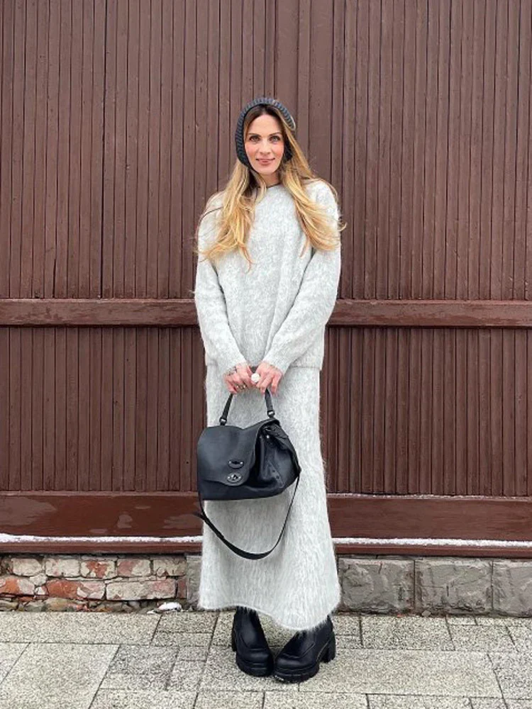Amanda | Women's mohair set with skirt and sweater - Image 5