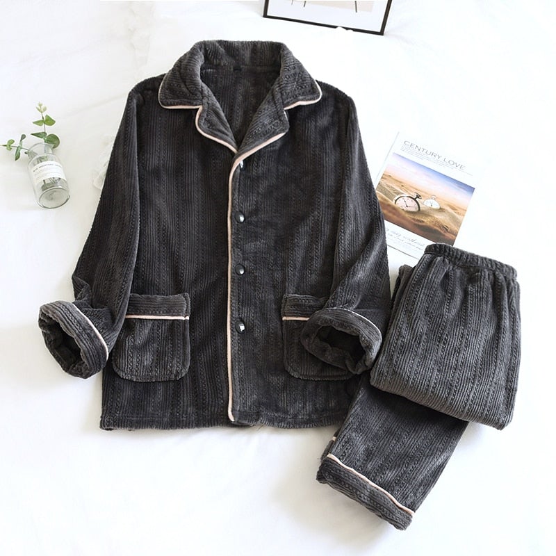 Angelica | Comfortable flannel pajama set for women - Image 2