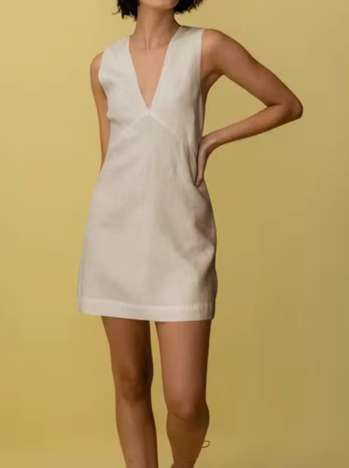 Angelina® | Sleeveless Linen Mini Dress - Image 4