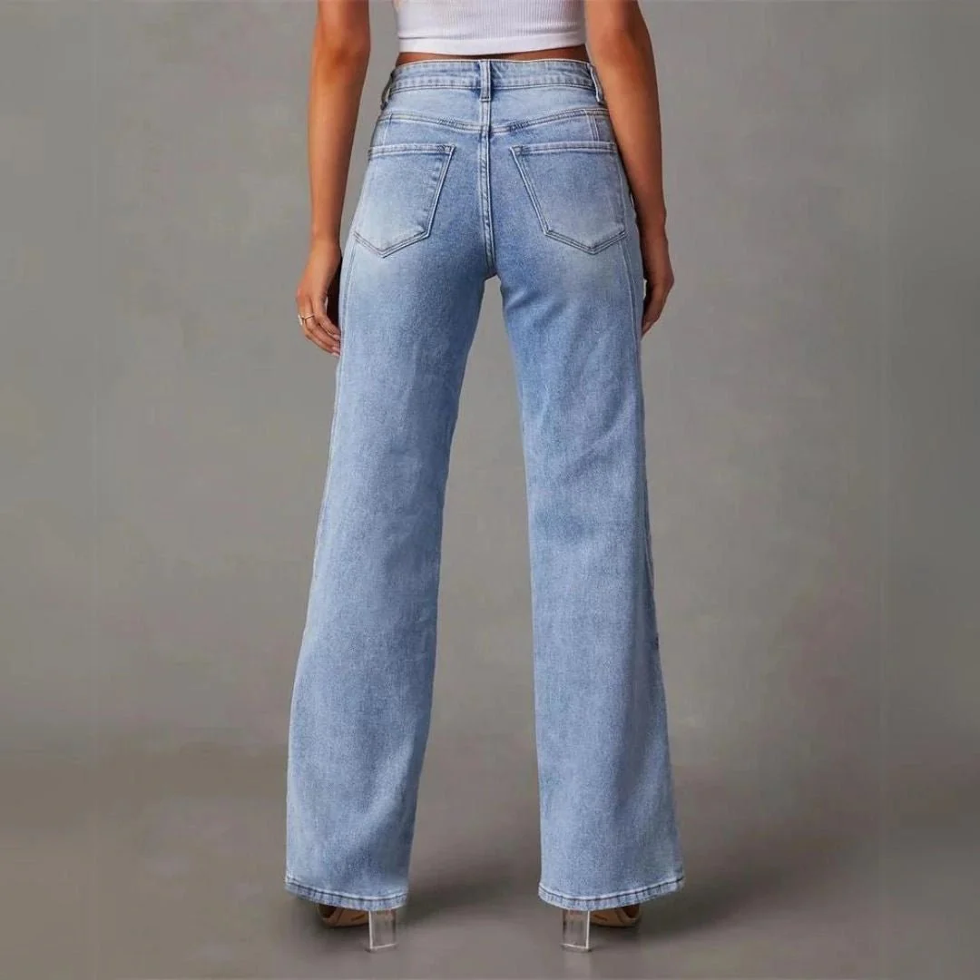 Ania® | High-Waisted Light Blue Jeans - Image 3
