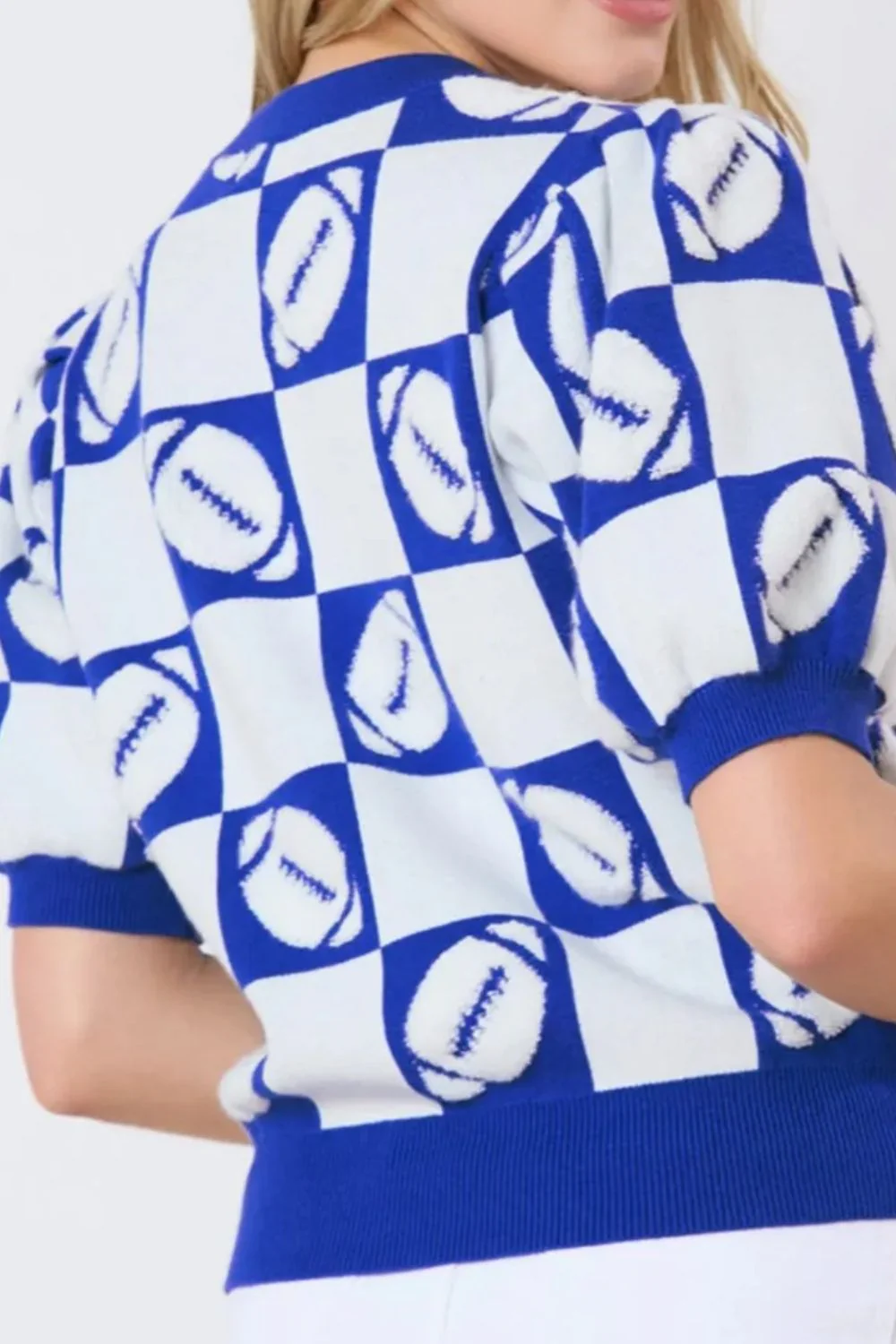 Annika | Football sweater with a crew neck and short sleeves - Image 3