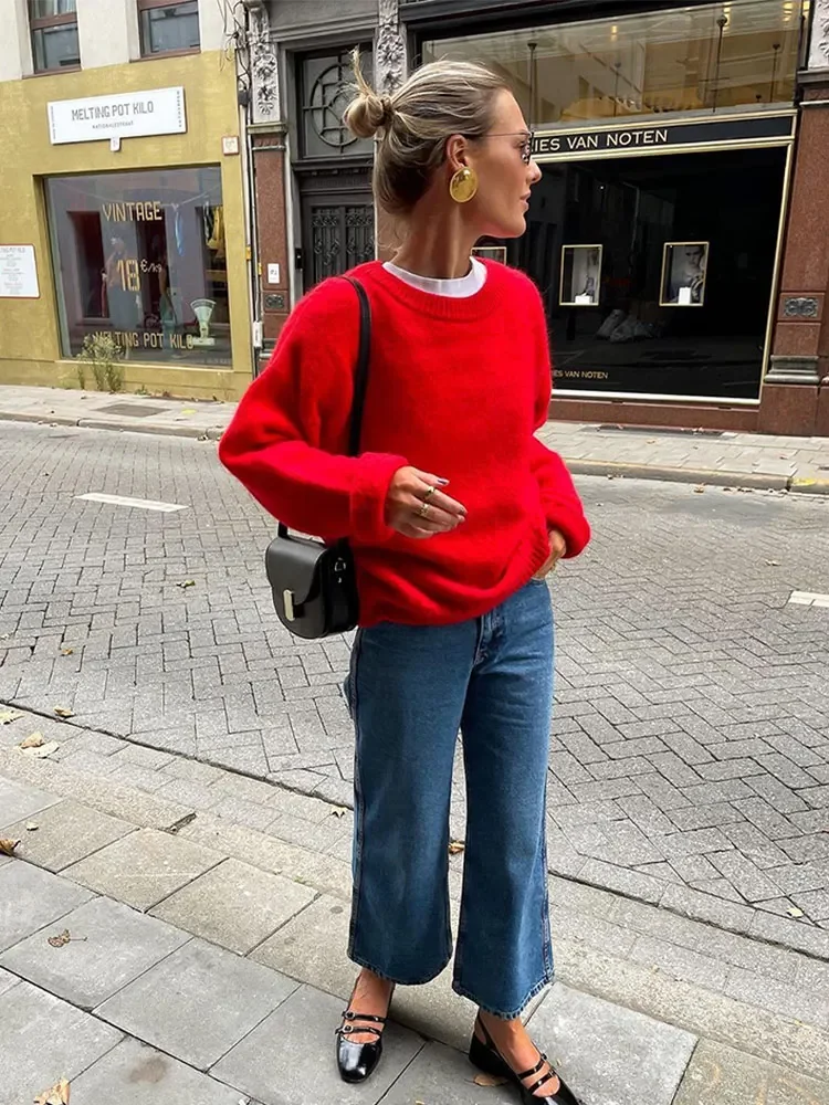 Antonella | Elegant round neck sweater made of red cotton for women - Image 2