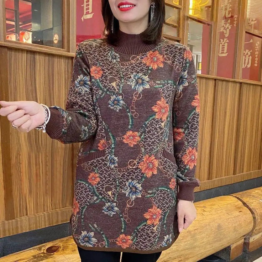 Antonia| Fashionable and minimalist winter sweater - Image 3