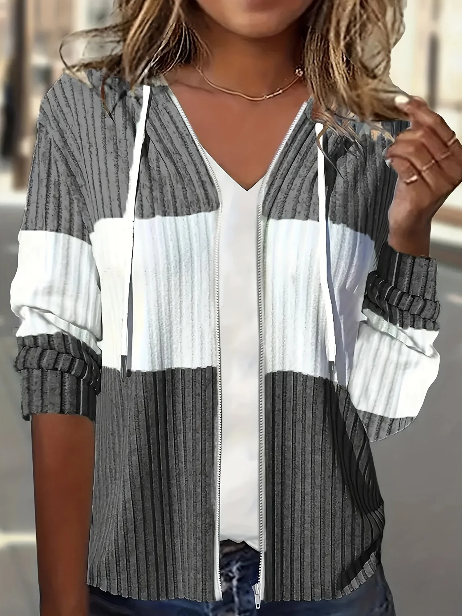 Apolonia® | Color Block Zip Jacket - Image 9