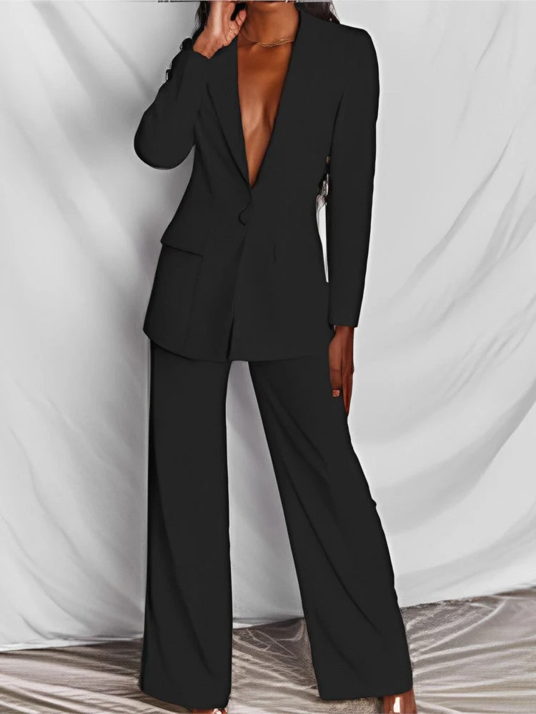 Argia® | Woman Business Suit Elegance For Any Meeting - Image 2