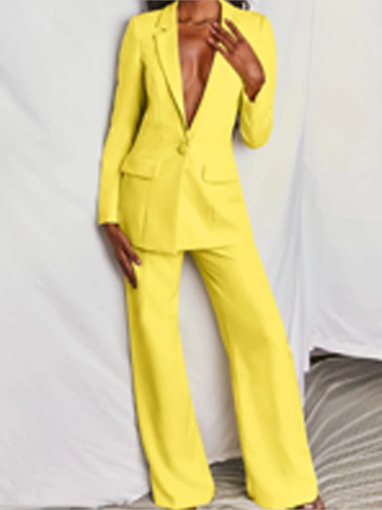 Argia® | Woman Business Suit Elegance For Any Meeting - Image 7