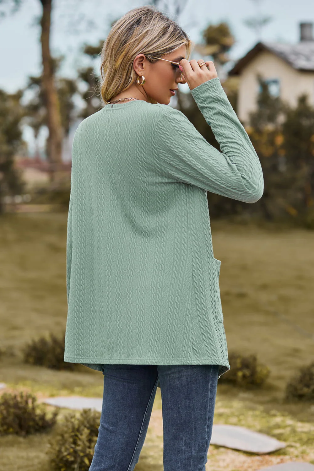 Ariadna | Trendy and elegant winter cardigan
