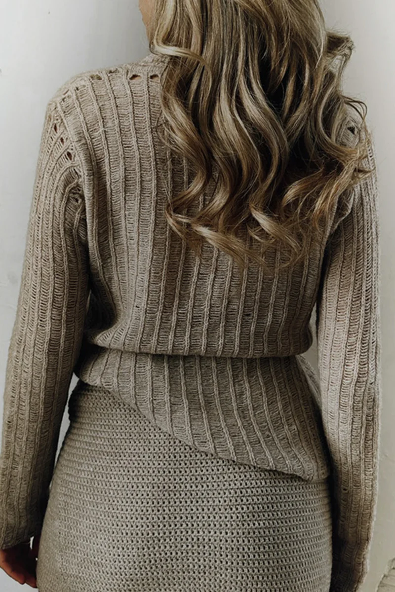 Ariane | Casual solid color sweaters with hollowed out buttons and turn down collar - Image 4