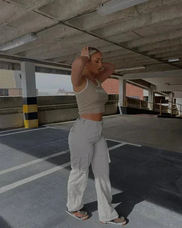 Bárbara® | Elegant Cargo Trousers In A Straight-Leg Cut - Image 6