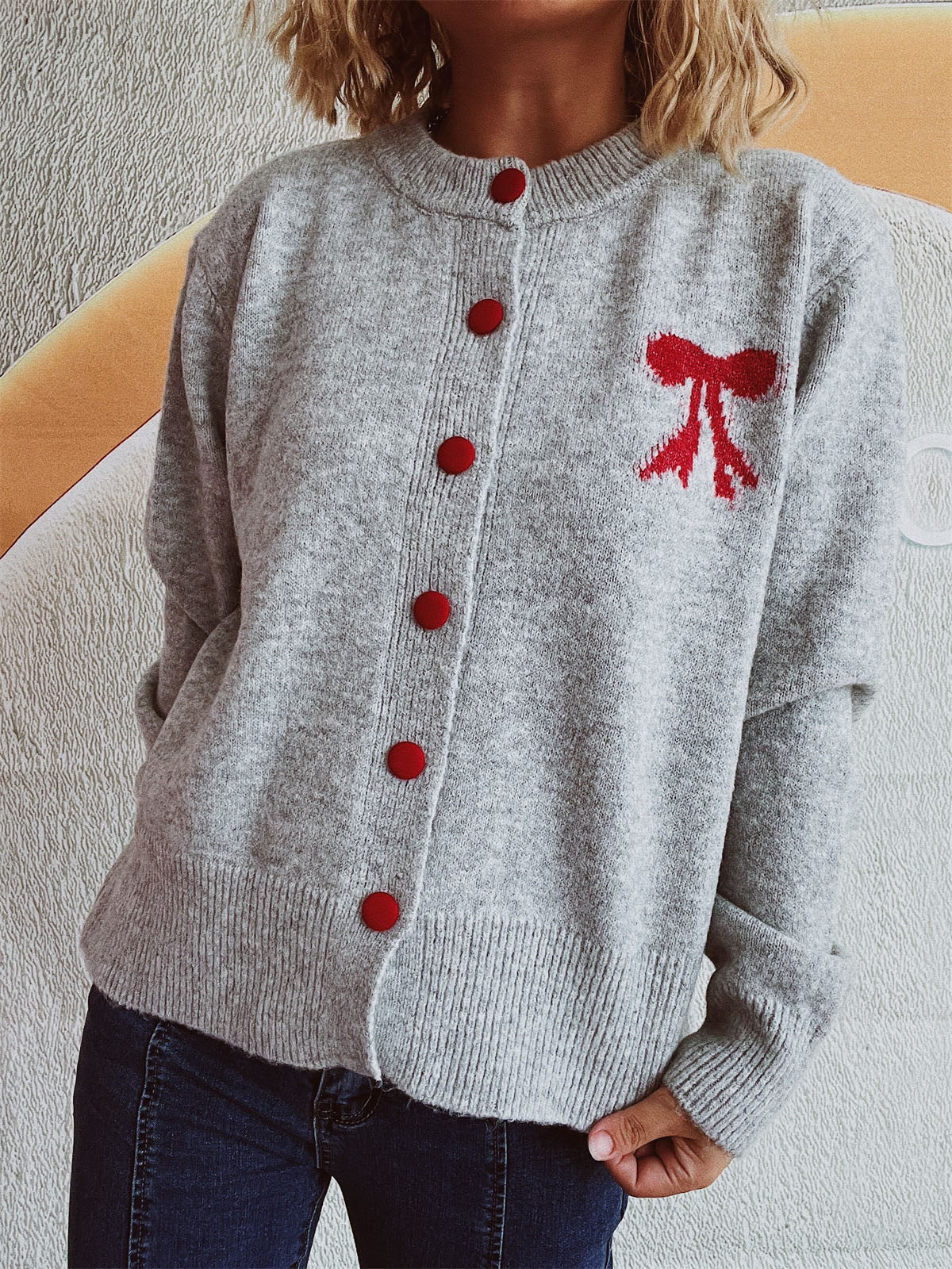 Beate | Long-sleeved cardigan with bow and round neckline and buttons - Image 8