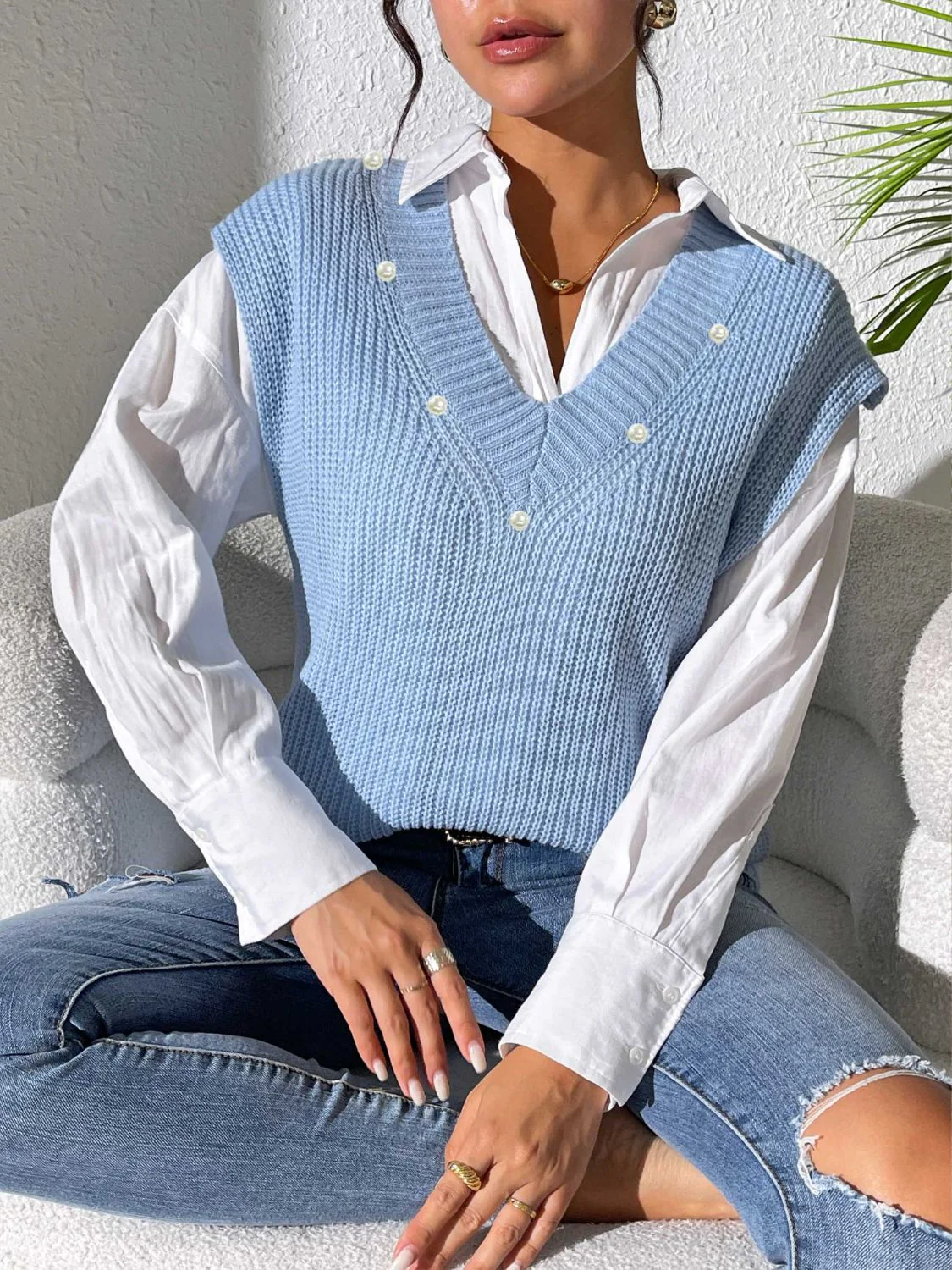 Beatriz | Beaded V-neck sweater vest - Image 6