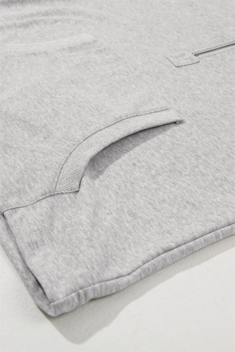 Belén | Modern and comfortable winter hoodie - Image 16