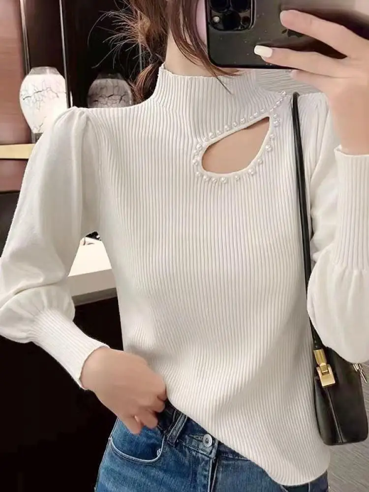 Birgit | Thin turtleneck sweater with pearls - Image 4