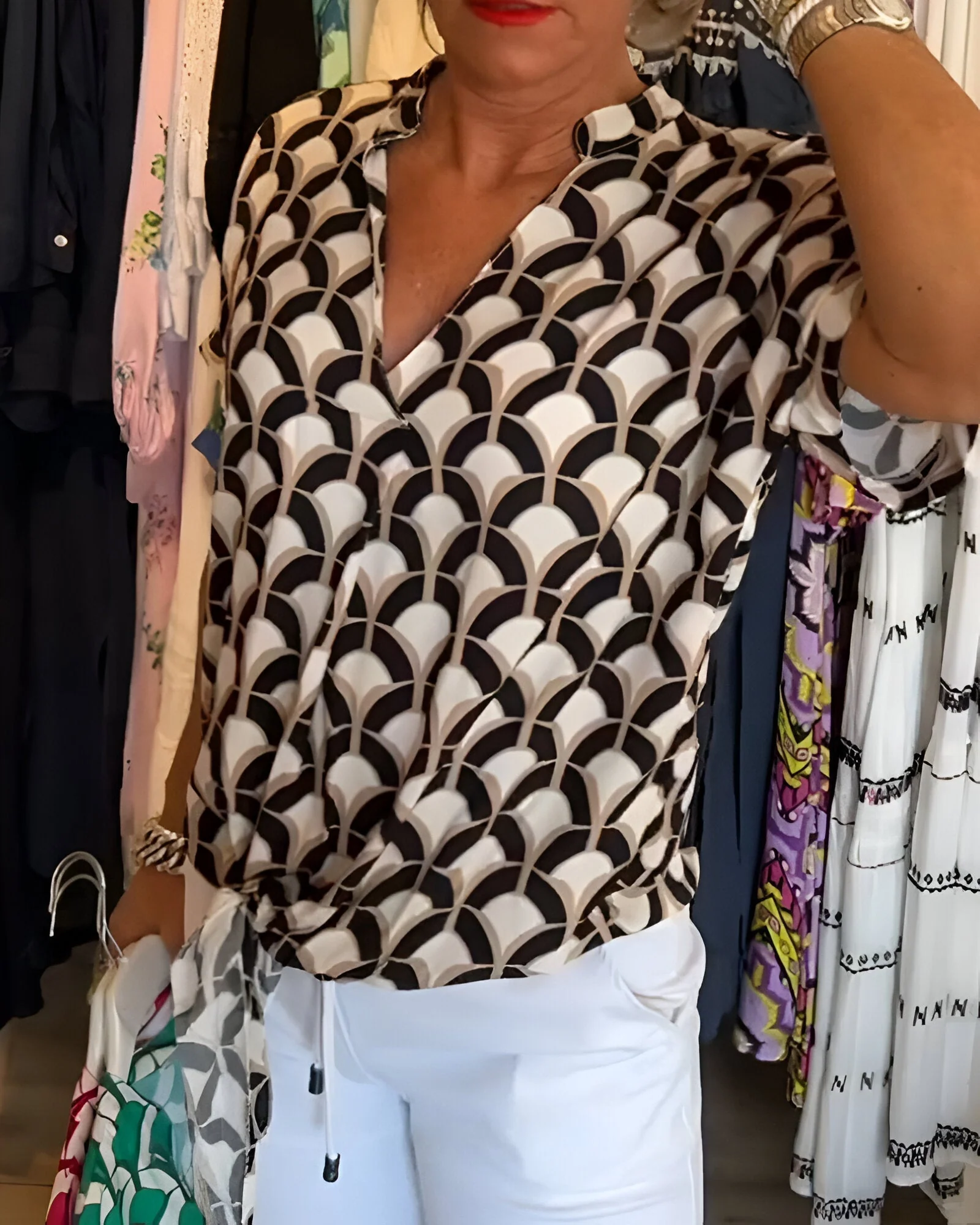 Breayle® | Printed Short Sleeve Blouse With V-Neck - Image 3