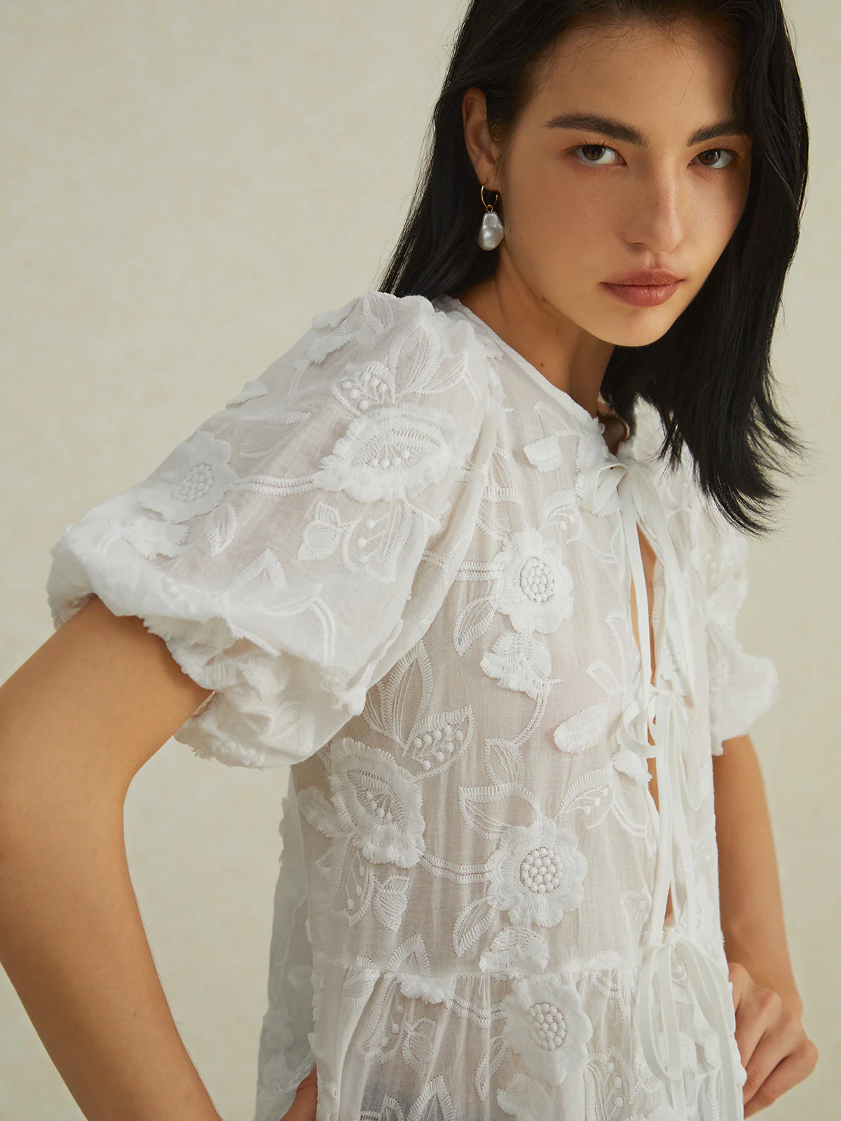 Brennen® | Playful Shirt With A Floral Pattern And Puff Sleeves - Image 2