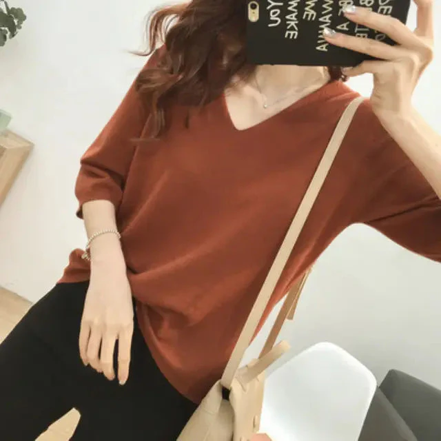 Brittina® | Blouse Chic Luxurious Materials For Formal Occasions For Women - Image 11