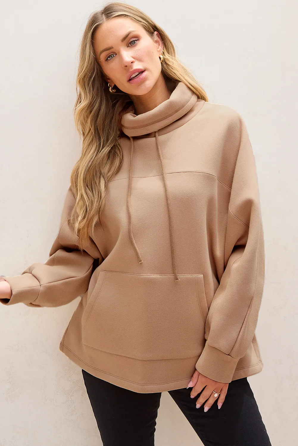 Camila | Long-sleeved sweatshirt with turtleneck and drawstring - Image 2