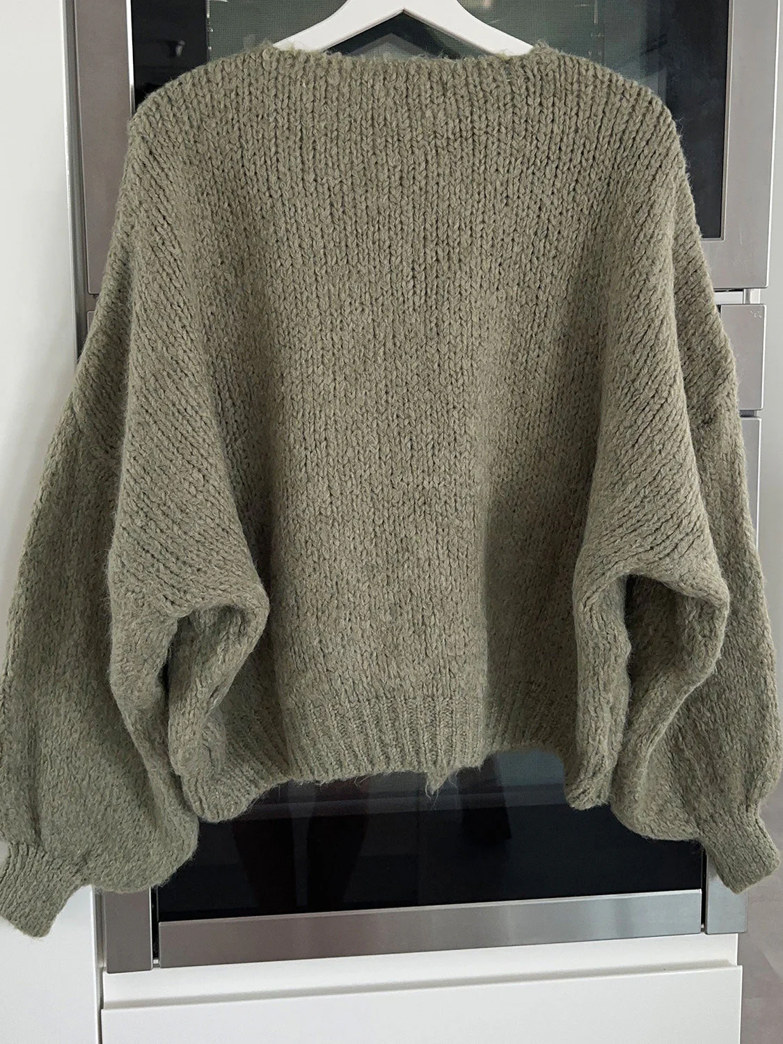 Camille| Casual and stylish winter cardigan - Image 9