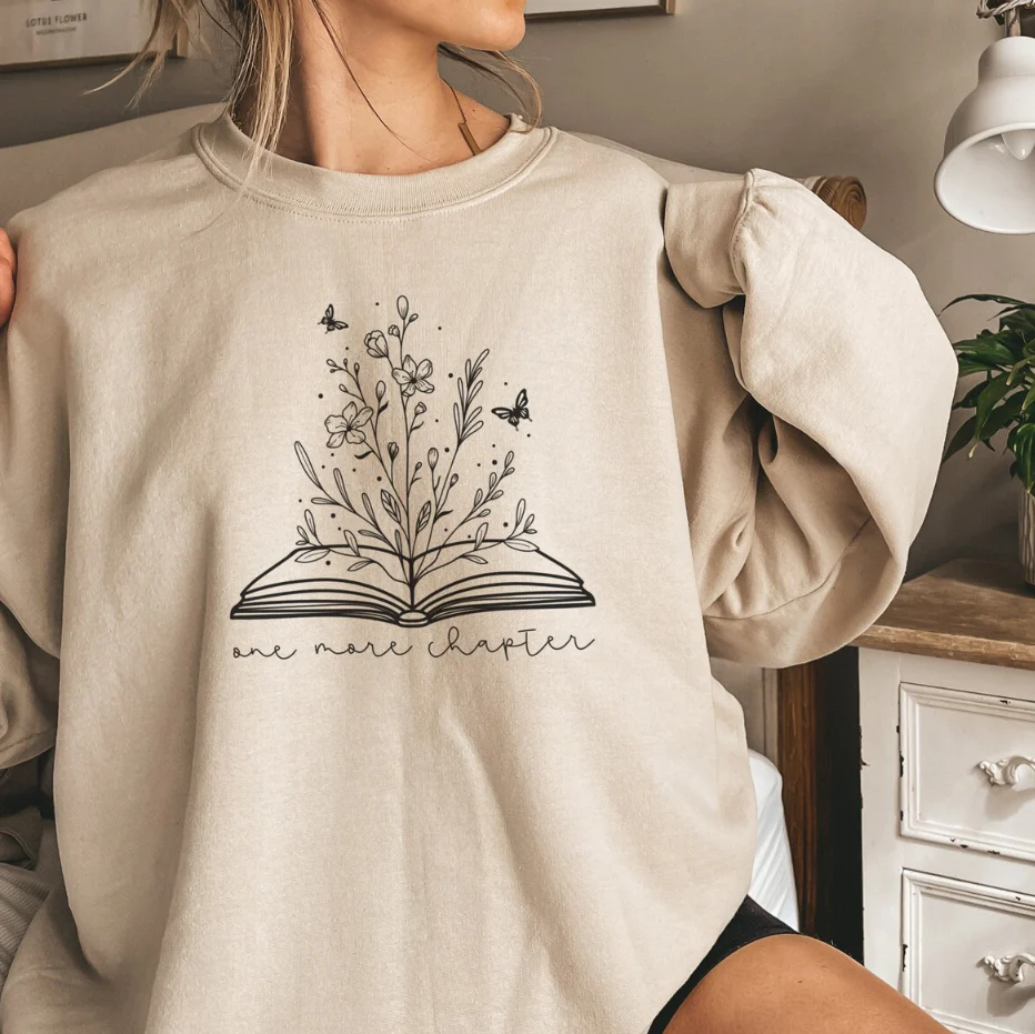 Caridad | Stylish women's sweater with a unique design - Image 2