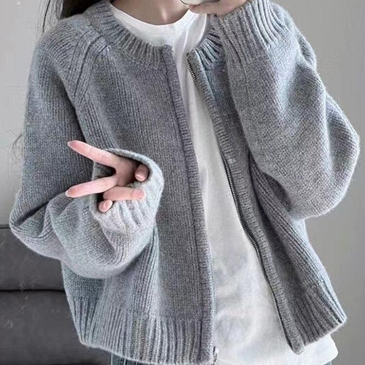 Carina | elegant short knitted sweater for women - Image 2