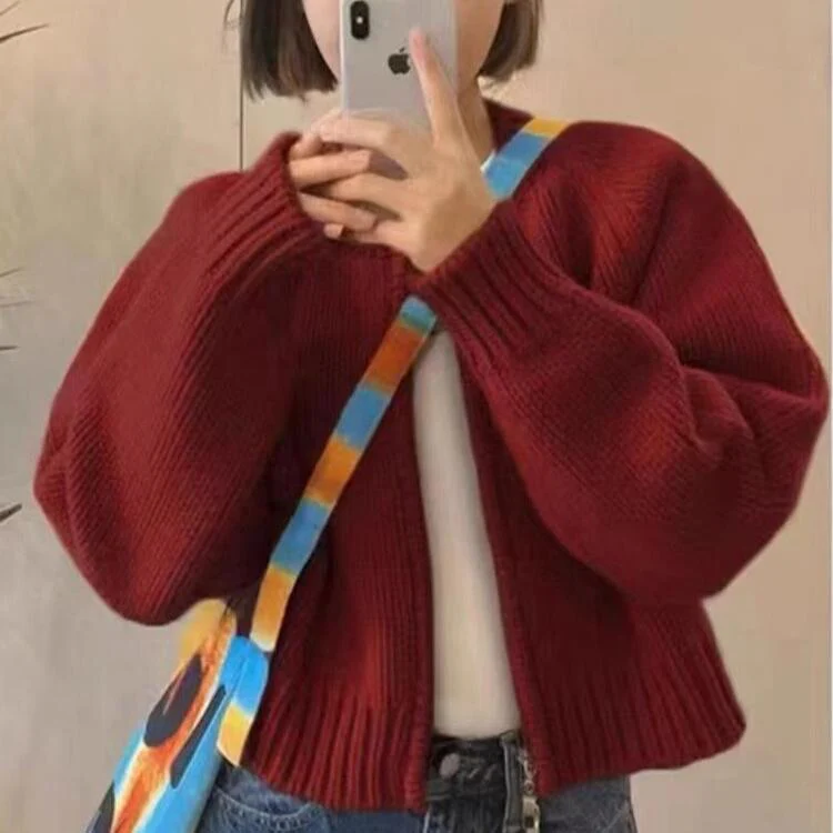 Carina | elegant short knitted sweater for women - Image 3