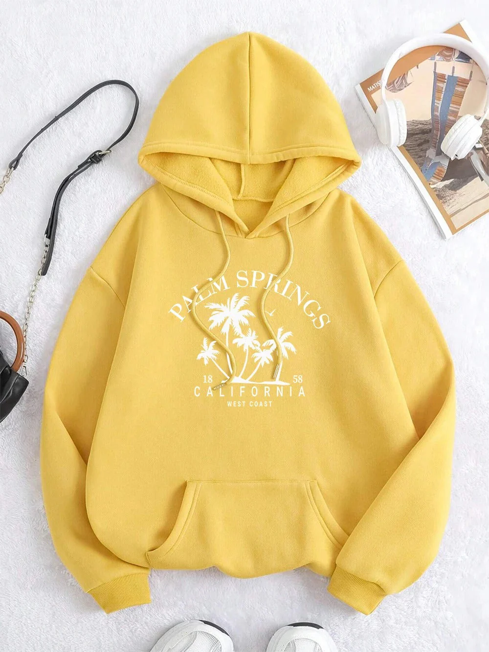 Carla | Oversized hooded sweatshirt with smile print - Image 5