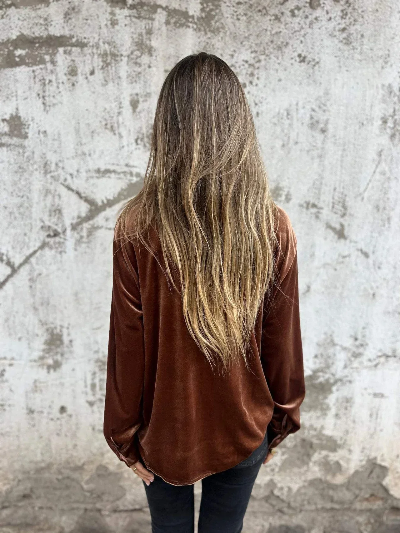 Carla | Luxurious velvet shirt - Image 5