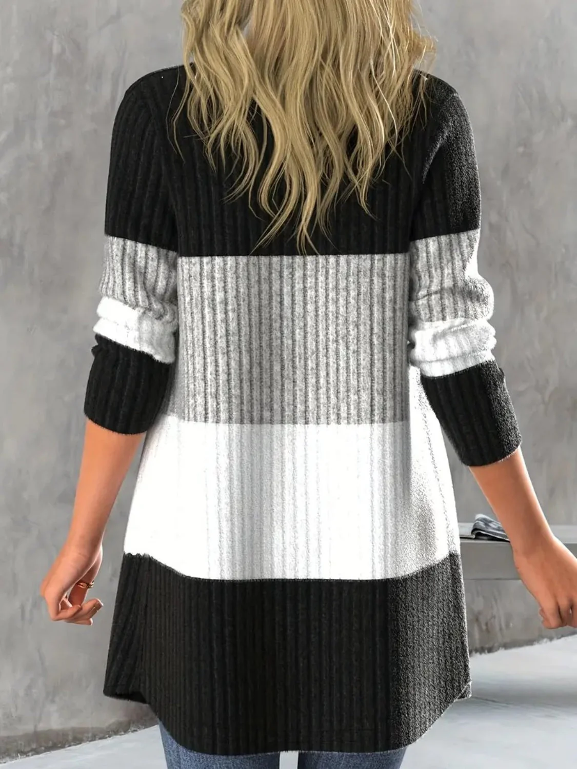 Carmen | Color block cardigan with open front and long sleeves - Image 2