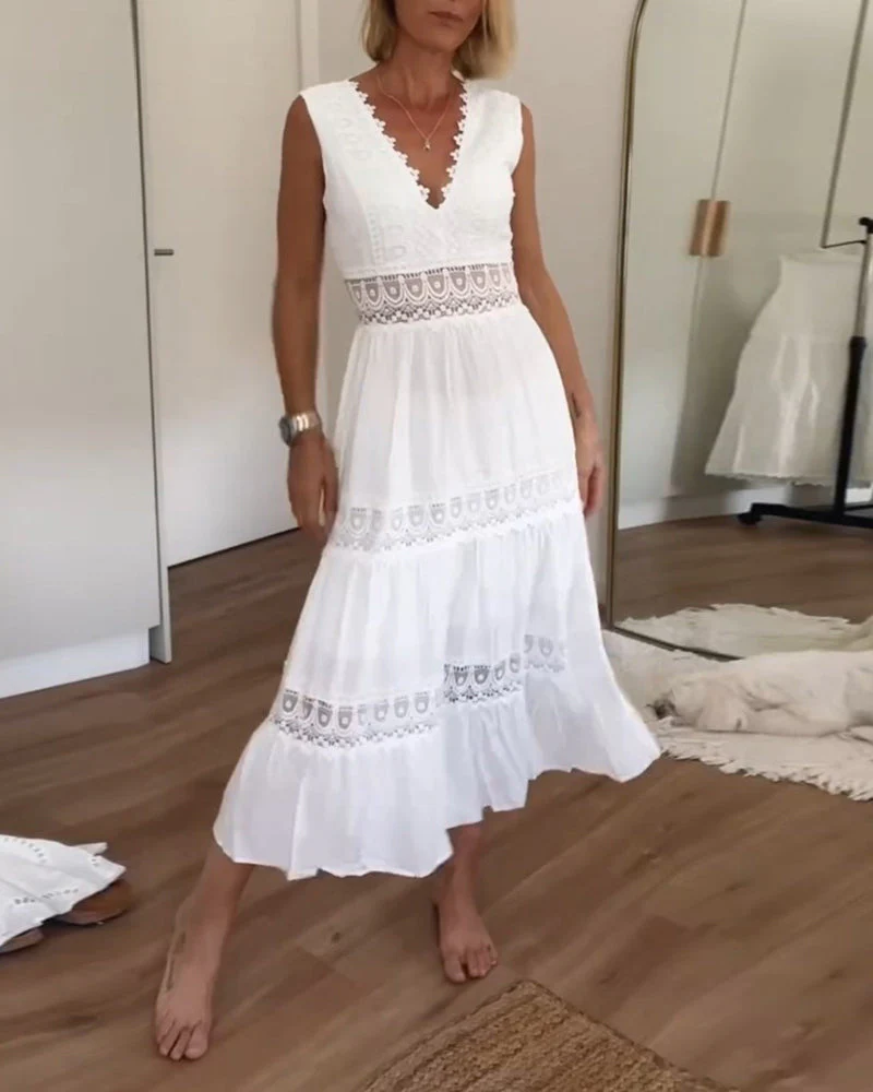 Carmen® | Sleeveless Lace Dress With V-Neckline