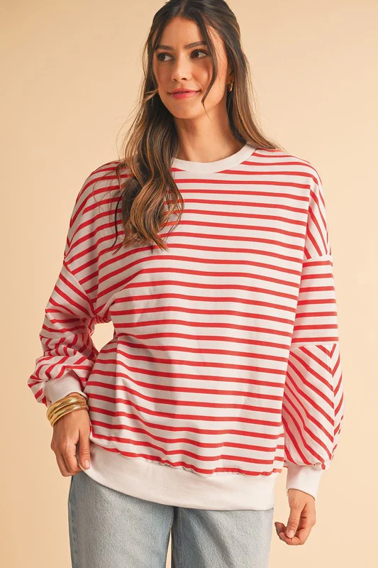 Cecilia | Loose sweatshirt with low shoulders and a crew neck - Image 5