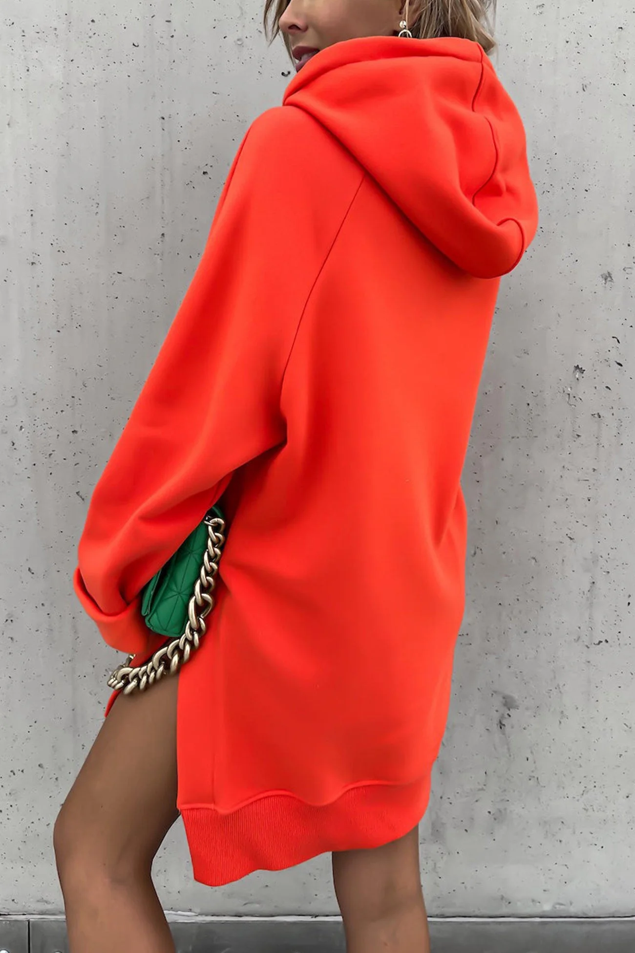 Cecilia | Solid color mid-length hoodie with slit - Image 7