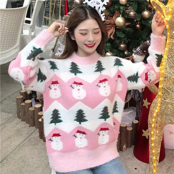 Celia | Christmas sweater with Santa Claus and Christmas tree motifs