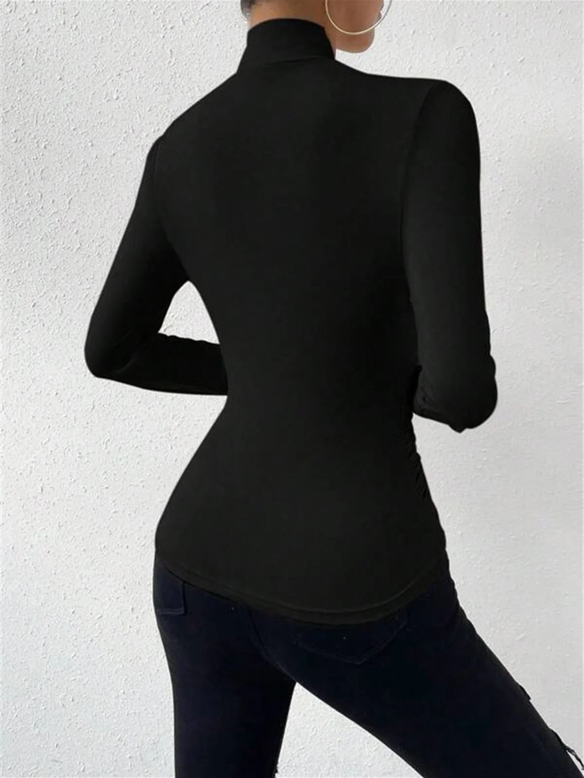 Clara® | High-Quality Pleated T-Shirt With A Cross Collar - Image 6