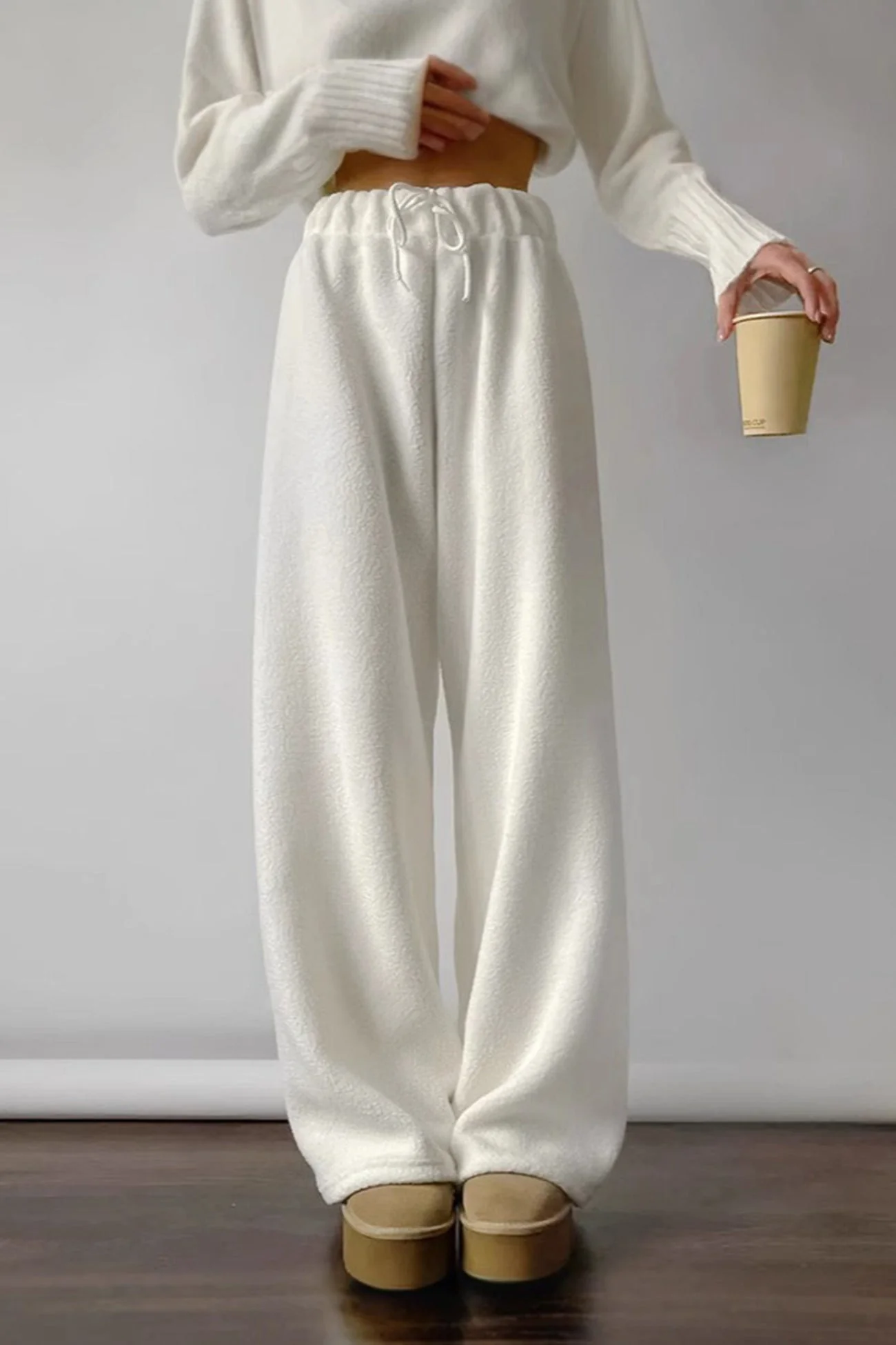 Clarisa | Plain fleece trousers with an elastic waistband - Image 3