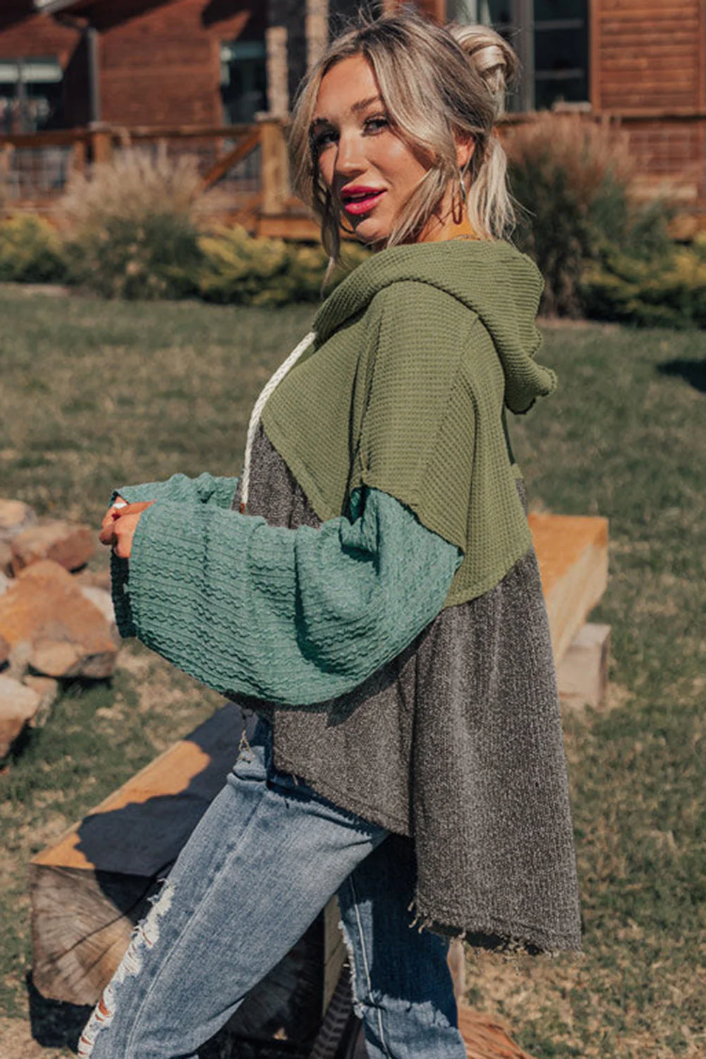 Claudia® | Fashionable and uncomplicated winter top - Image 2