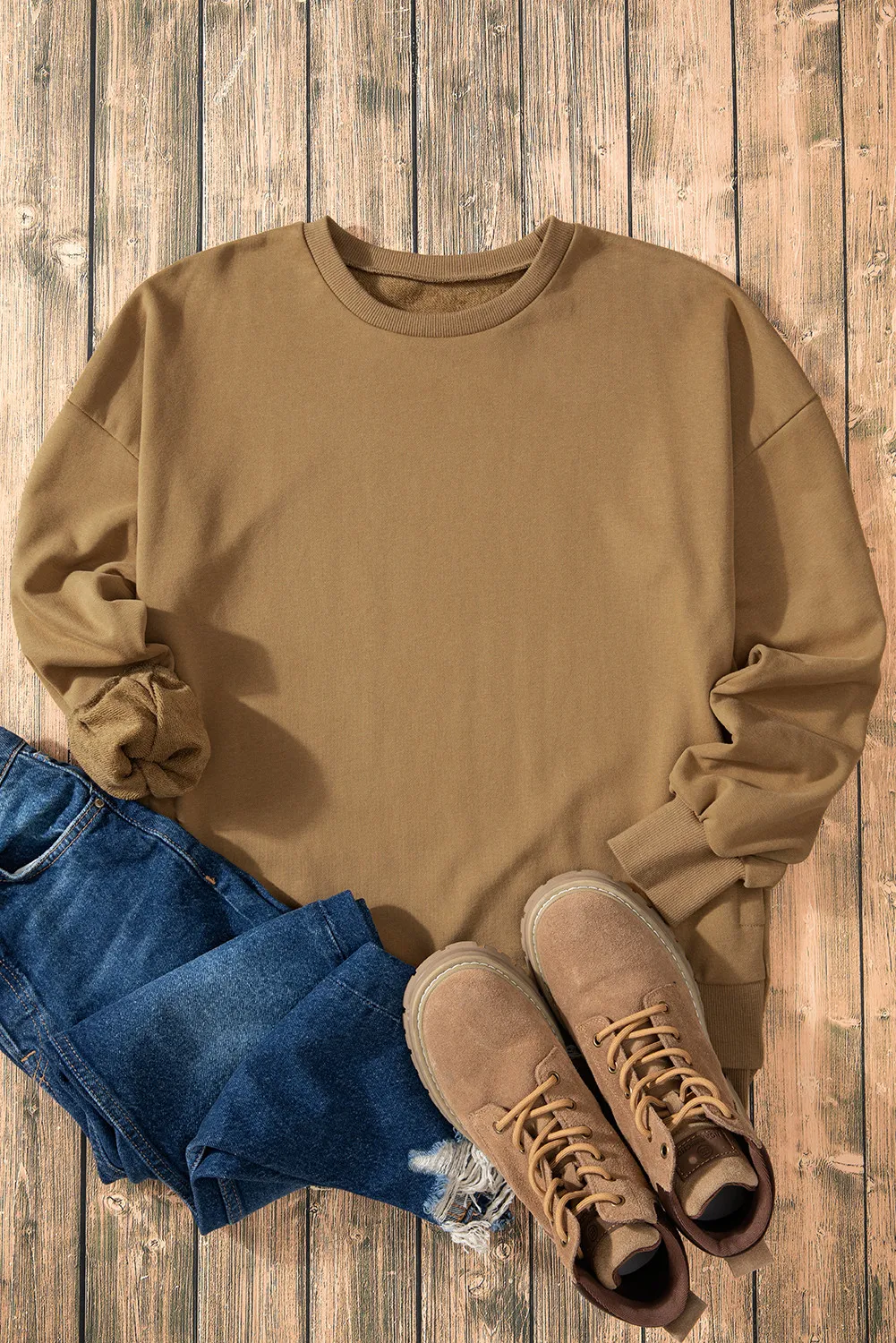 Claudia | Long-sleeved sweatshirt with a high, low crew neck - Image 3