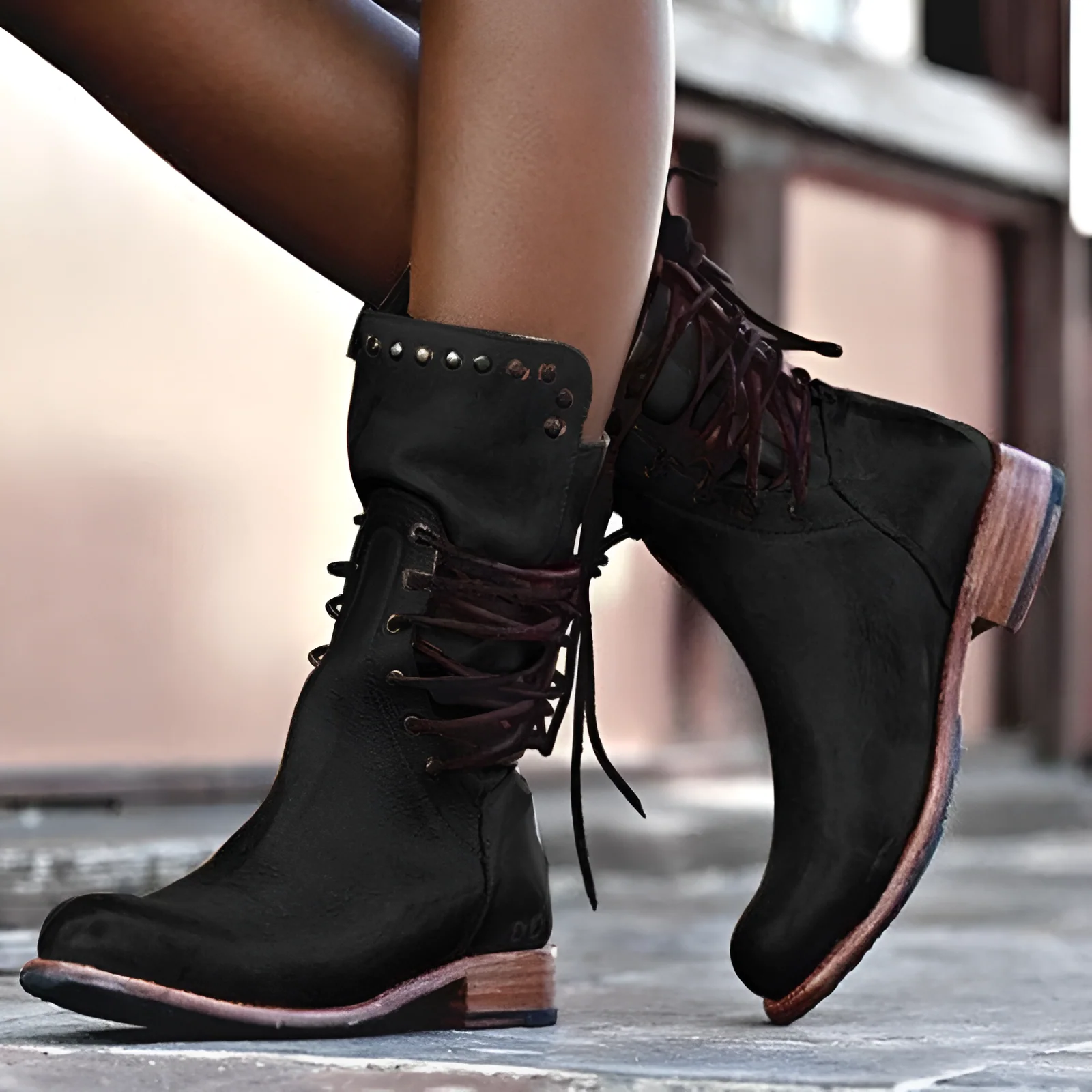 Concepcion | Sleek and supportive orthopedic boots - Image 6