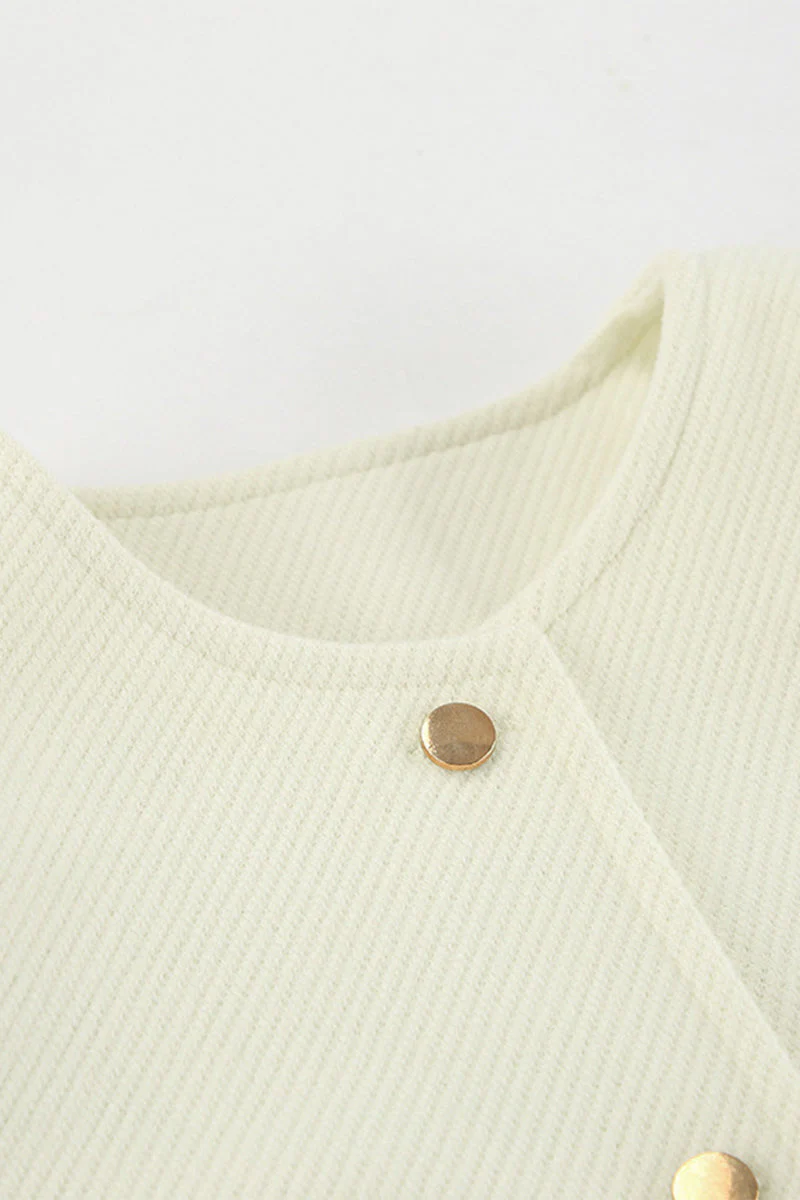 Concha | Casual everyday outerwear with solid color buttons and O-neck - Image 5