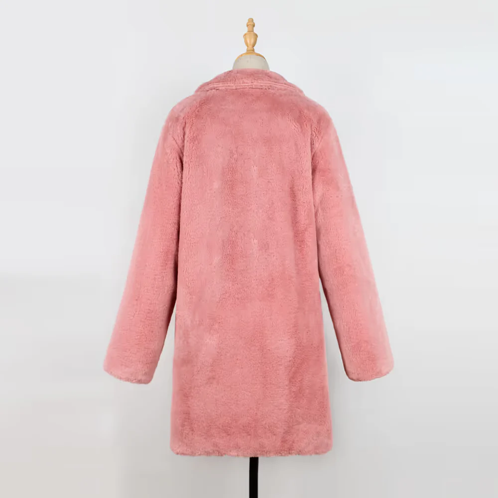 Cristina | Fashionable and minimalist winter garment - Image 13