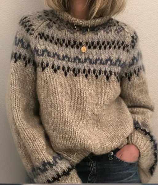 Dalia | Elegant retro sweater for women