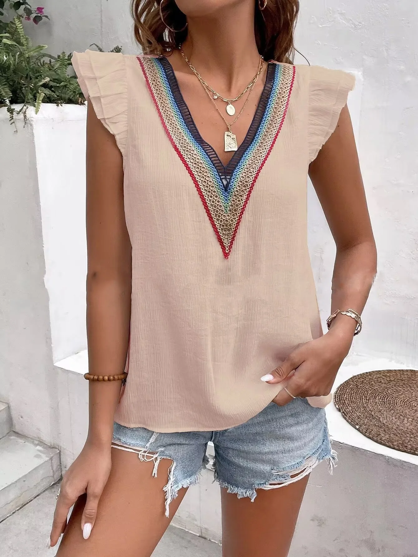 Dalia® | Women'S Blouse With Colorful V-Neck And Ruffle Details - Image 7
