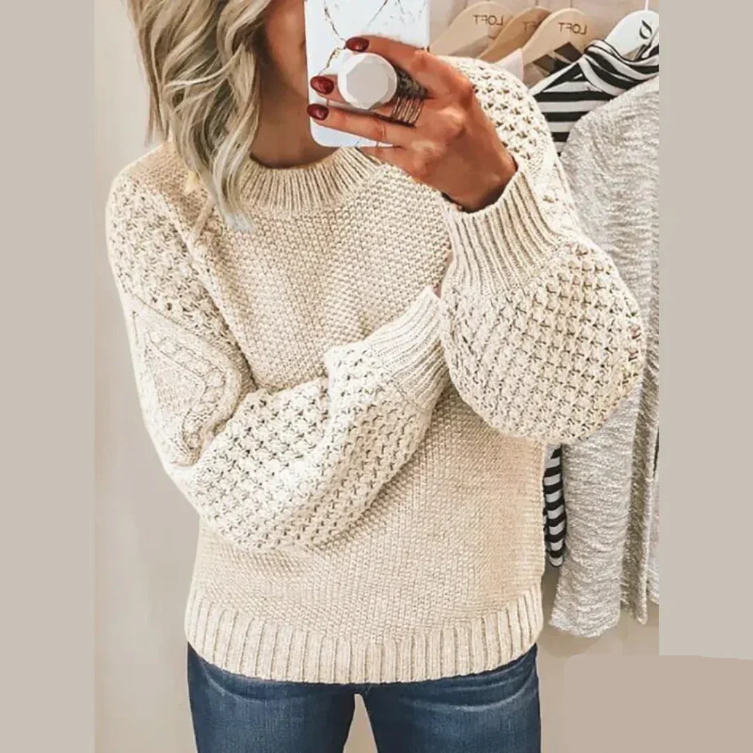 Deborah | Structured classic sweater with puff sleeves